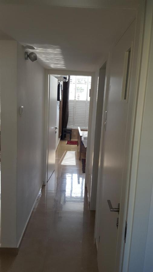 Room Near Sheba Medical Center, And Bar Ilan, And Tlv Airport Qiryat Ono Eksteriør billede